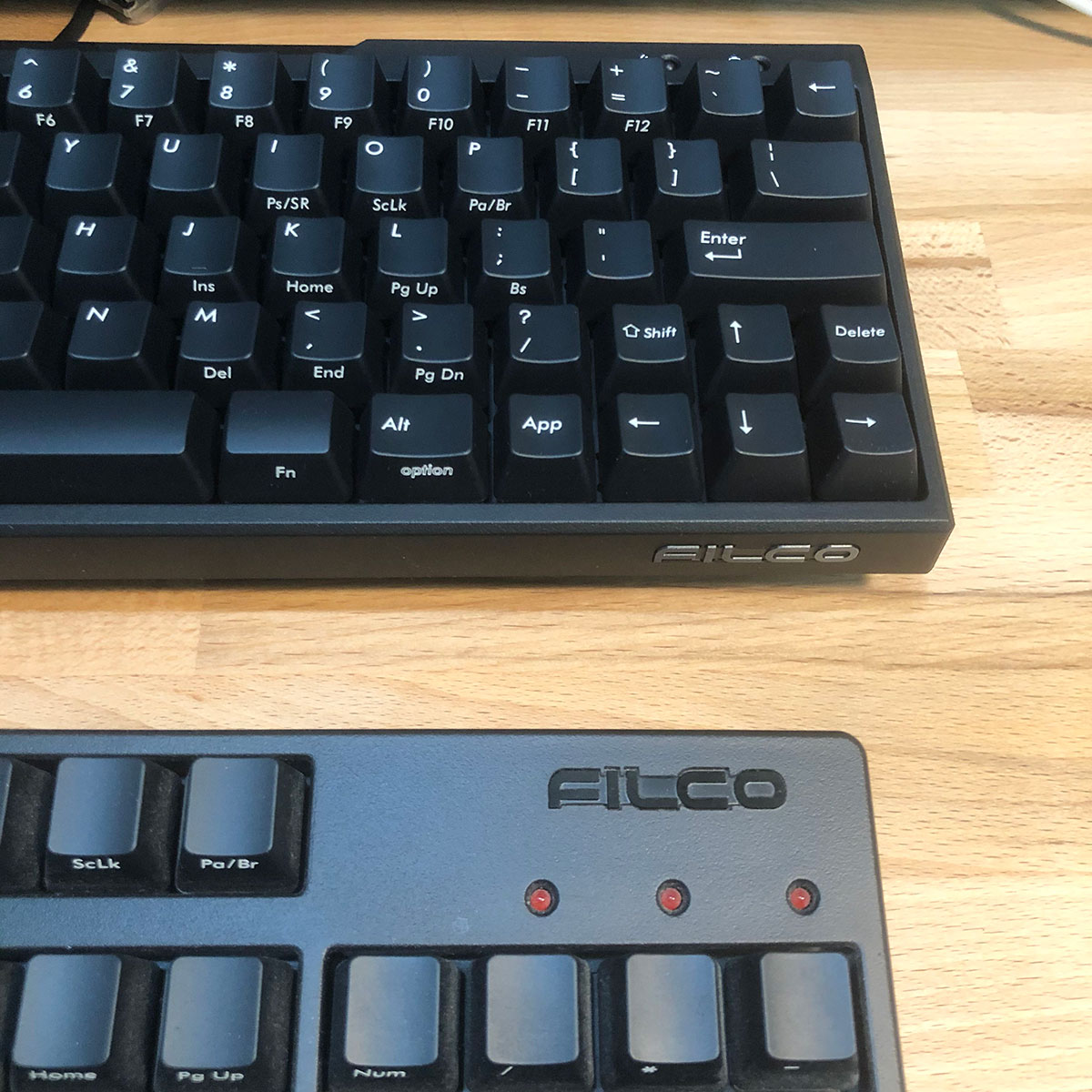 Filco MINILA Air 鍵盤開箱 跟 104 Key鍵盤比較